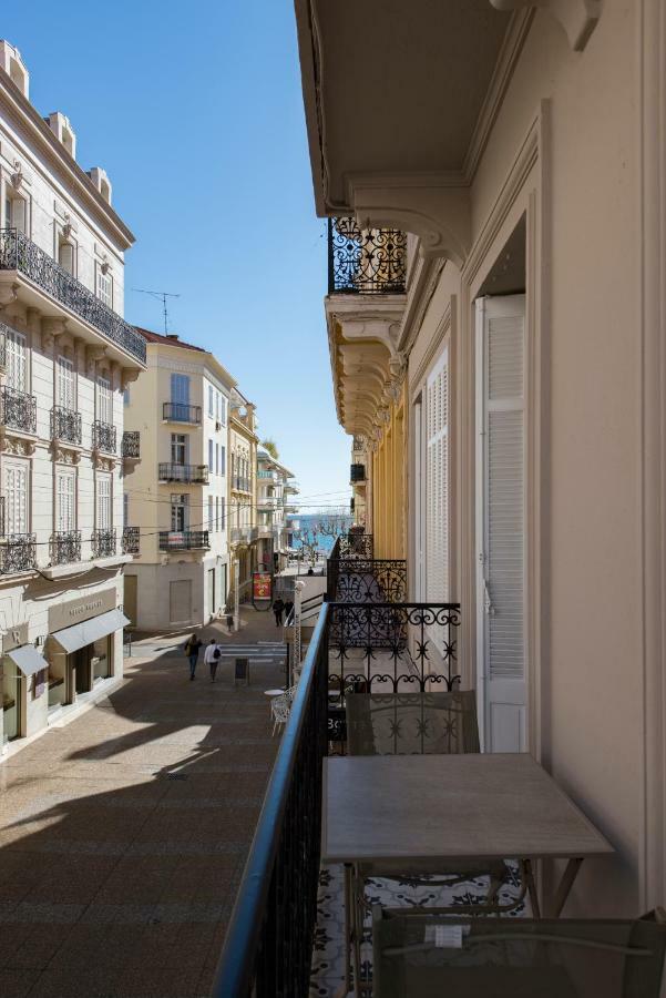 F3 Plein Centre Plage A 50 M Saint-Raphael  Exterior photo